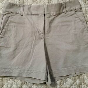 LOFT Women's Light Gray Bermudas